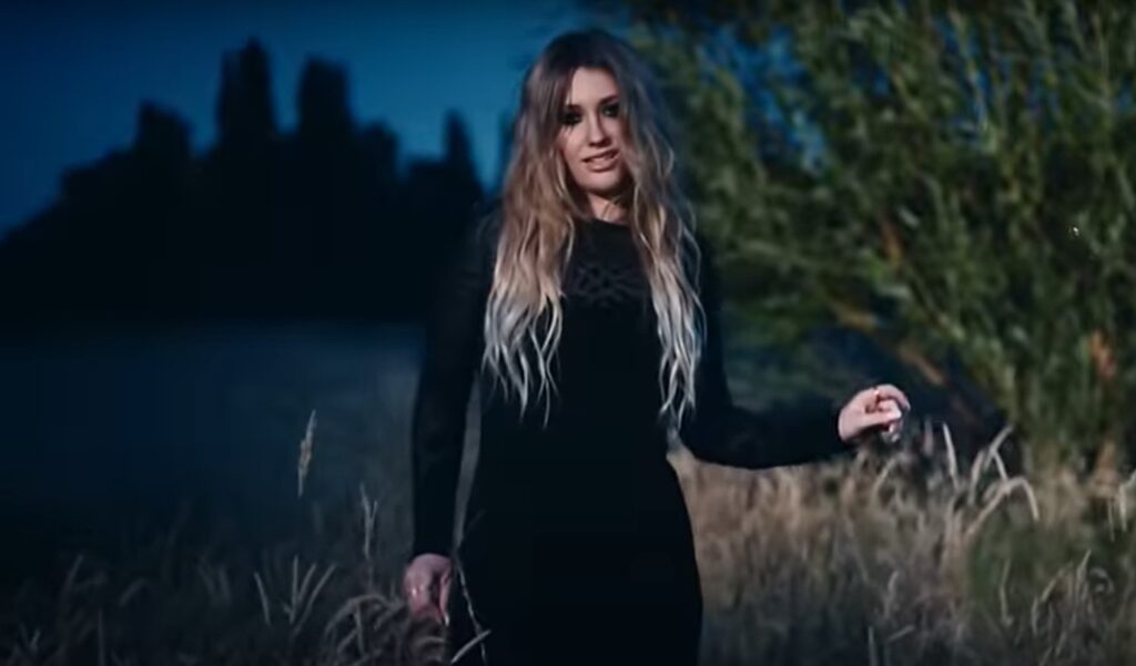 Ella Henderson’s “Glow” Shines Brightly in the Pop Music Scene